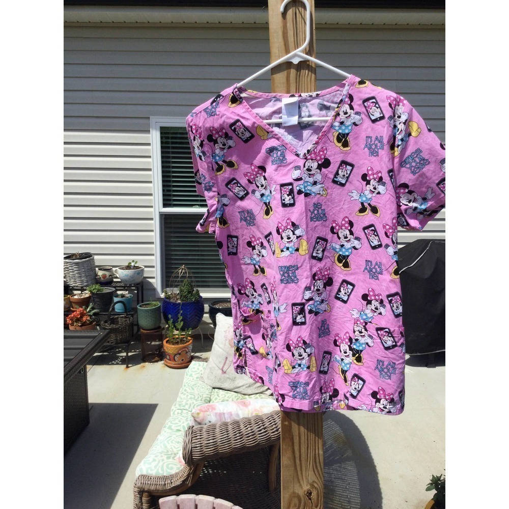 Minnie Mouse‎ size medium scrub top pink be your selfie all about Disney nursing